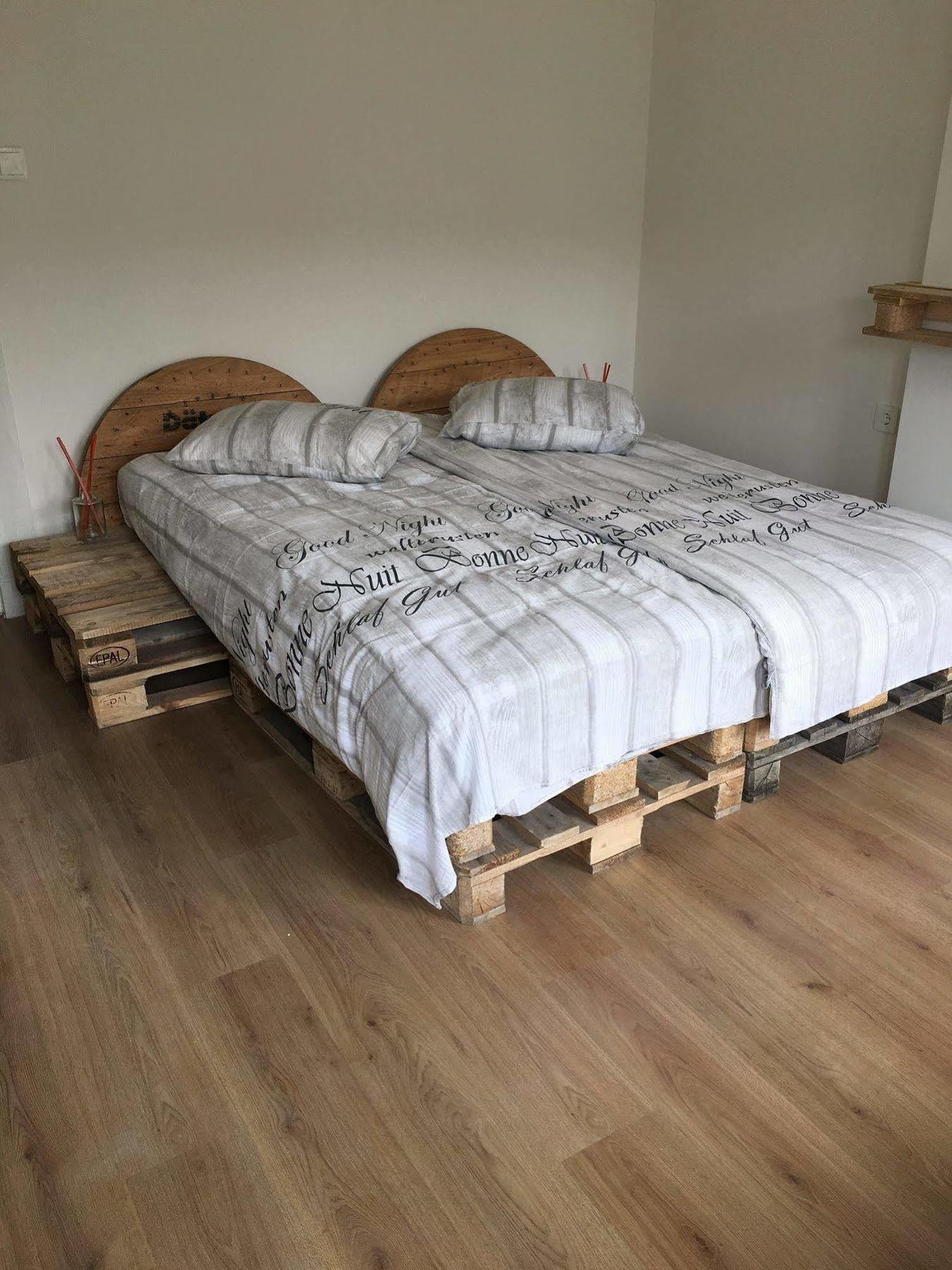 B&B Check Mate Roermond Bagian luar foto