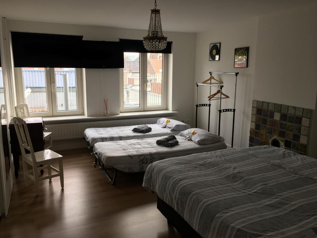 B&B Check Mate Roermond Bagian luar foto