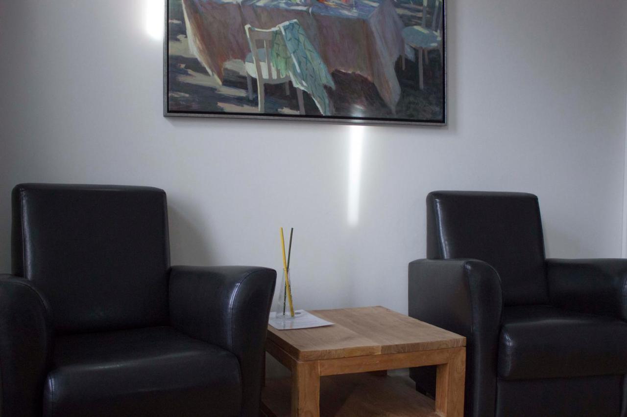 B&B Check Mate Roermond Bagian luar foto