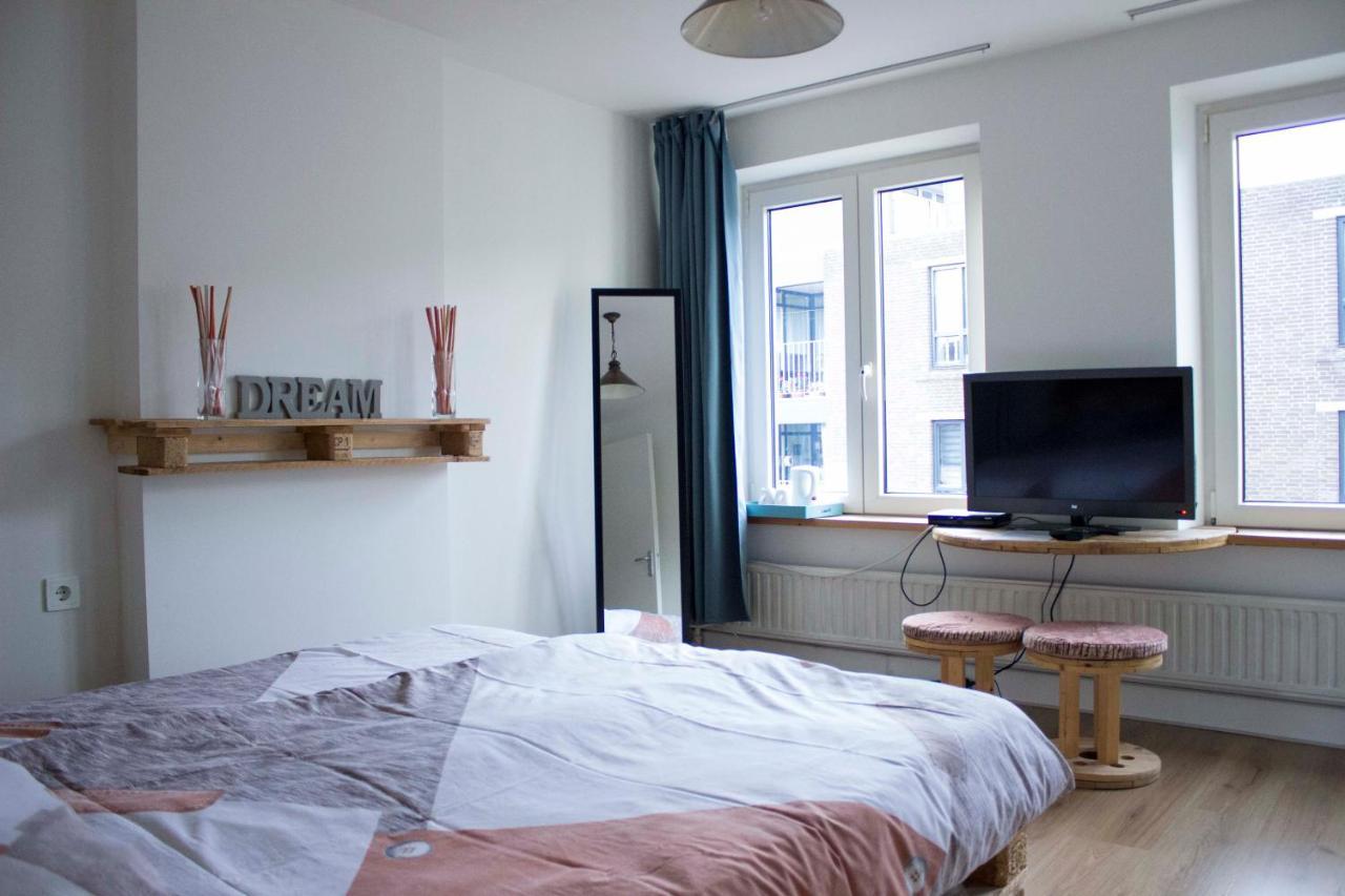 B&B Check Mate Roermond Bagian luar foto