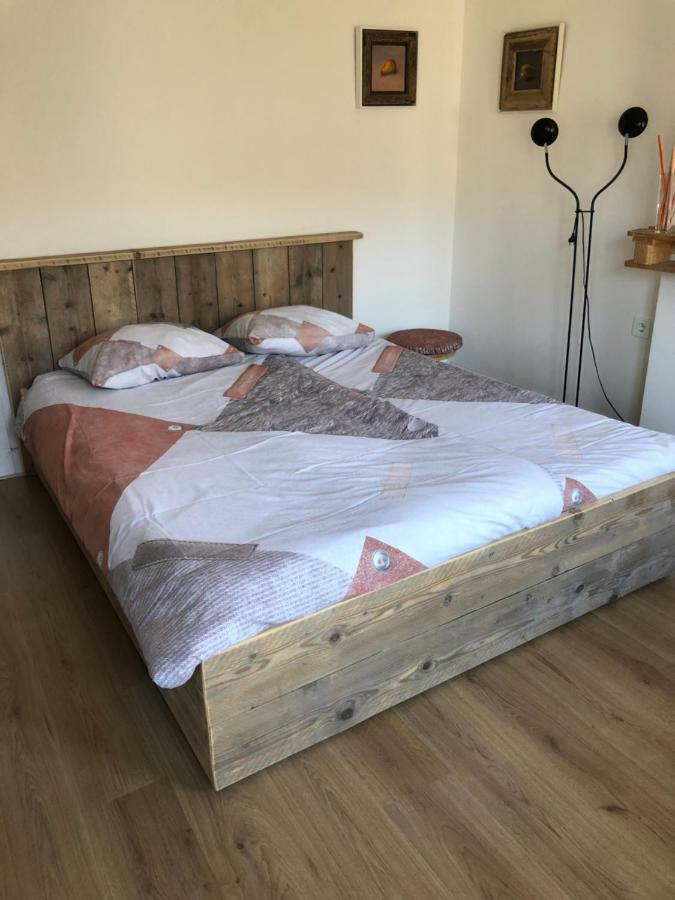 B&B Check Mate Roermond Bagian luar foto